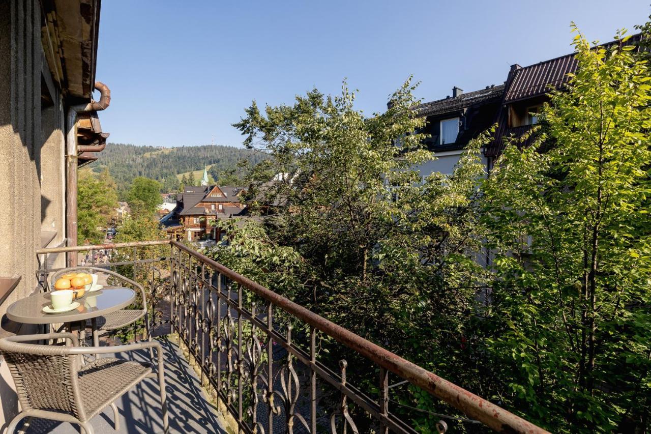 Apartments On Krupowki Street With Mountain View By Noclegi Renters Zakopane Zewnętrze zdjęcie
